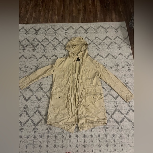 Lightweight Fall Jacket - Picture 5 of 8